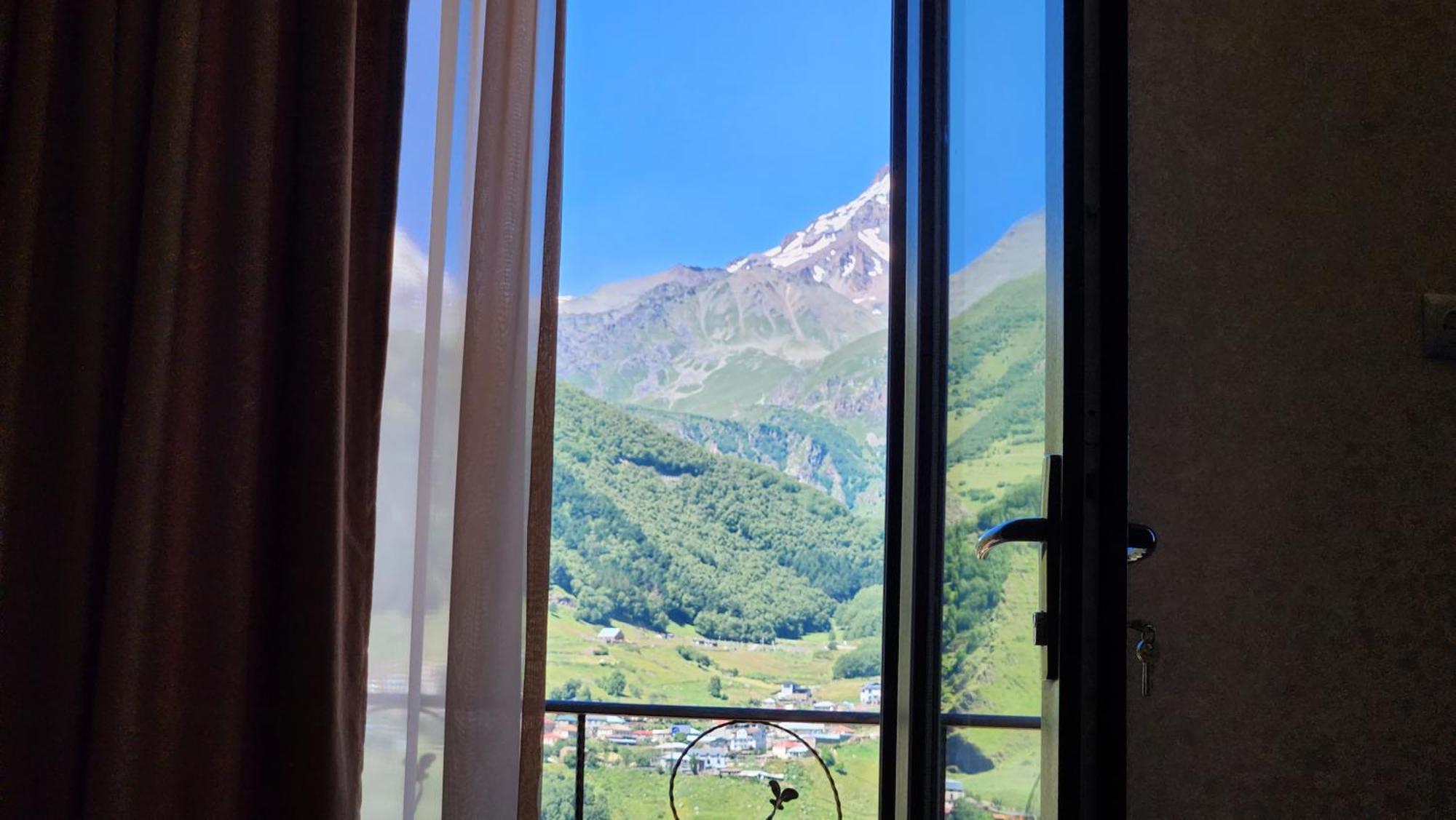 Hotel Toliketi Kazbegi Phòng bức ảnh
