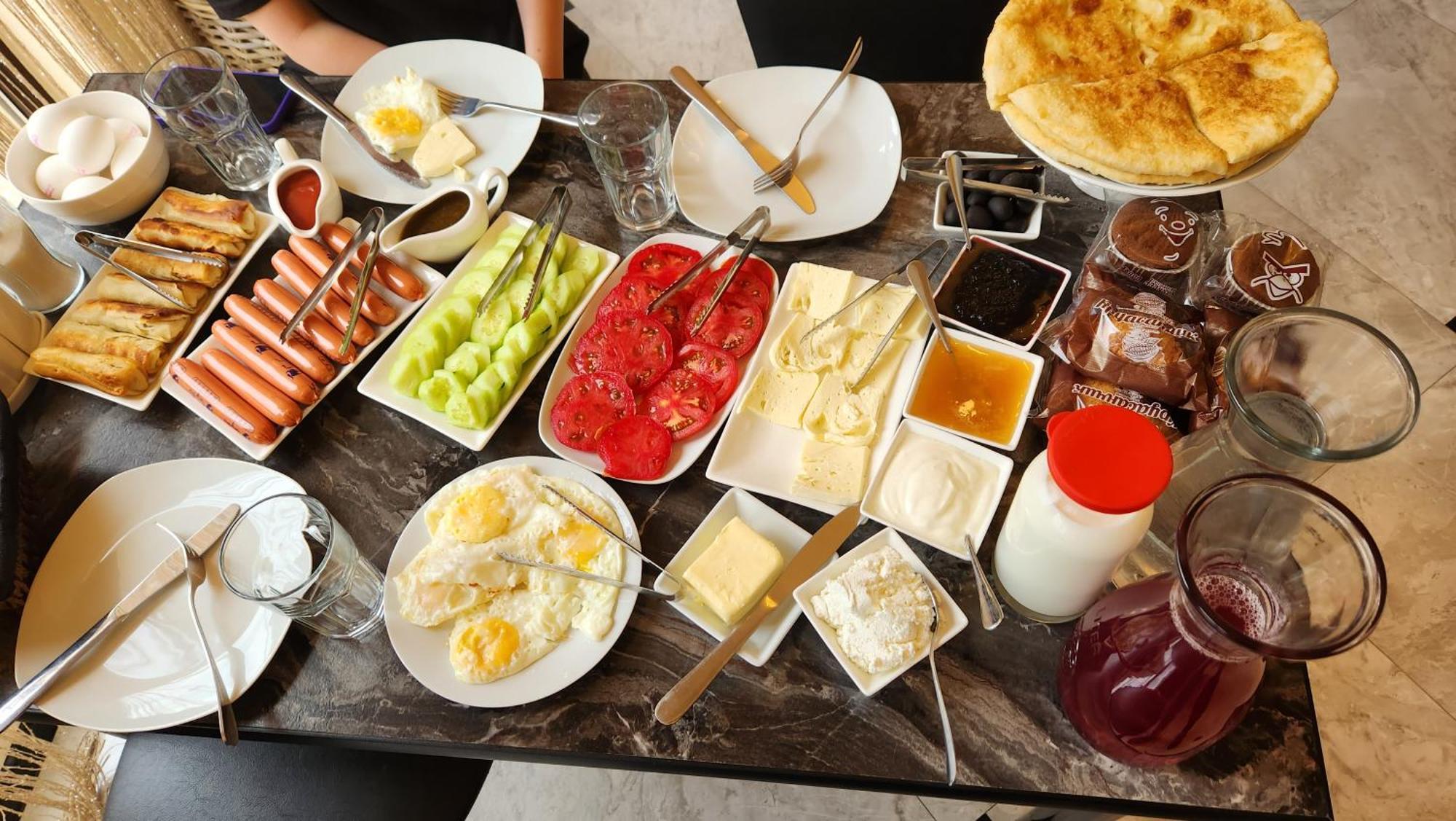 Hotel Toliketi Kazbegi Ngoại thất bức ảnh