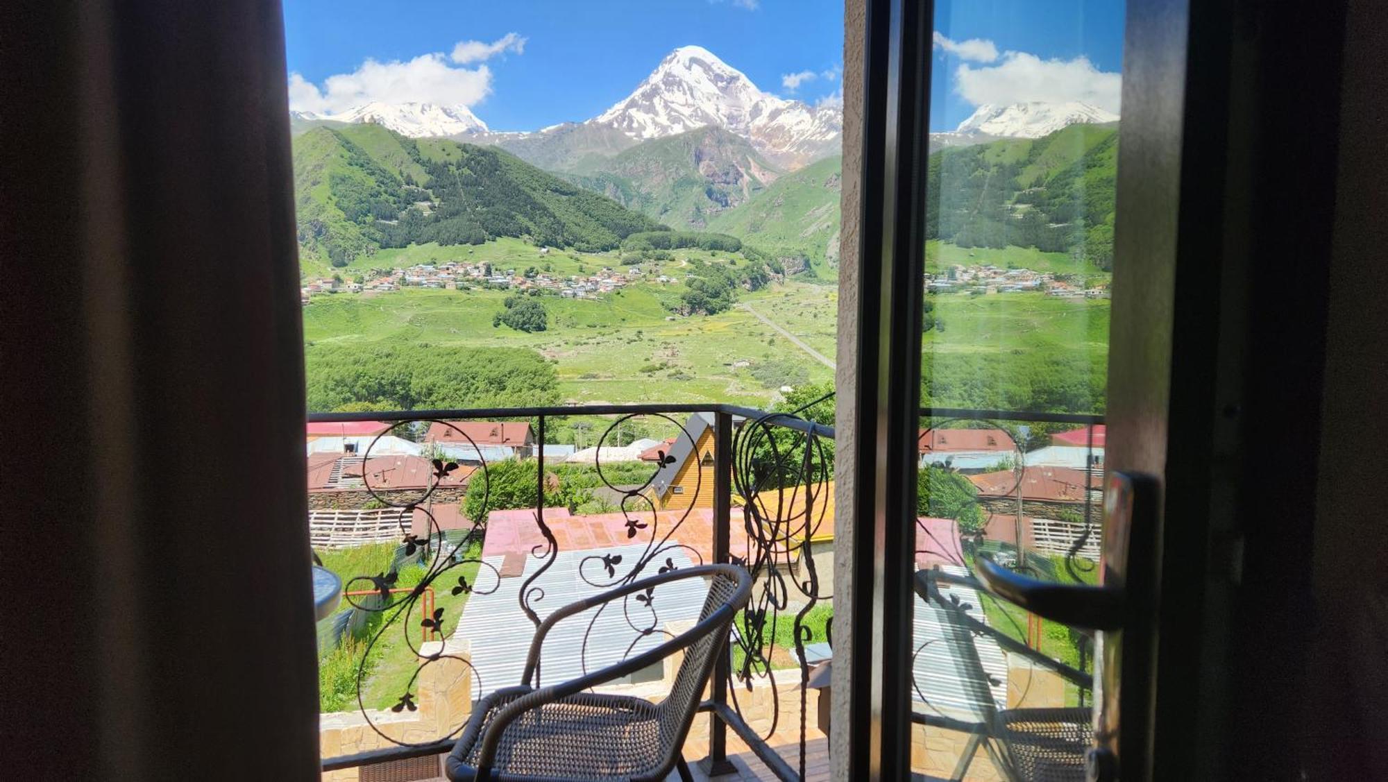 Hotel Toliketi Kazbegi Phòng bức ảnh