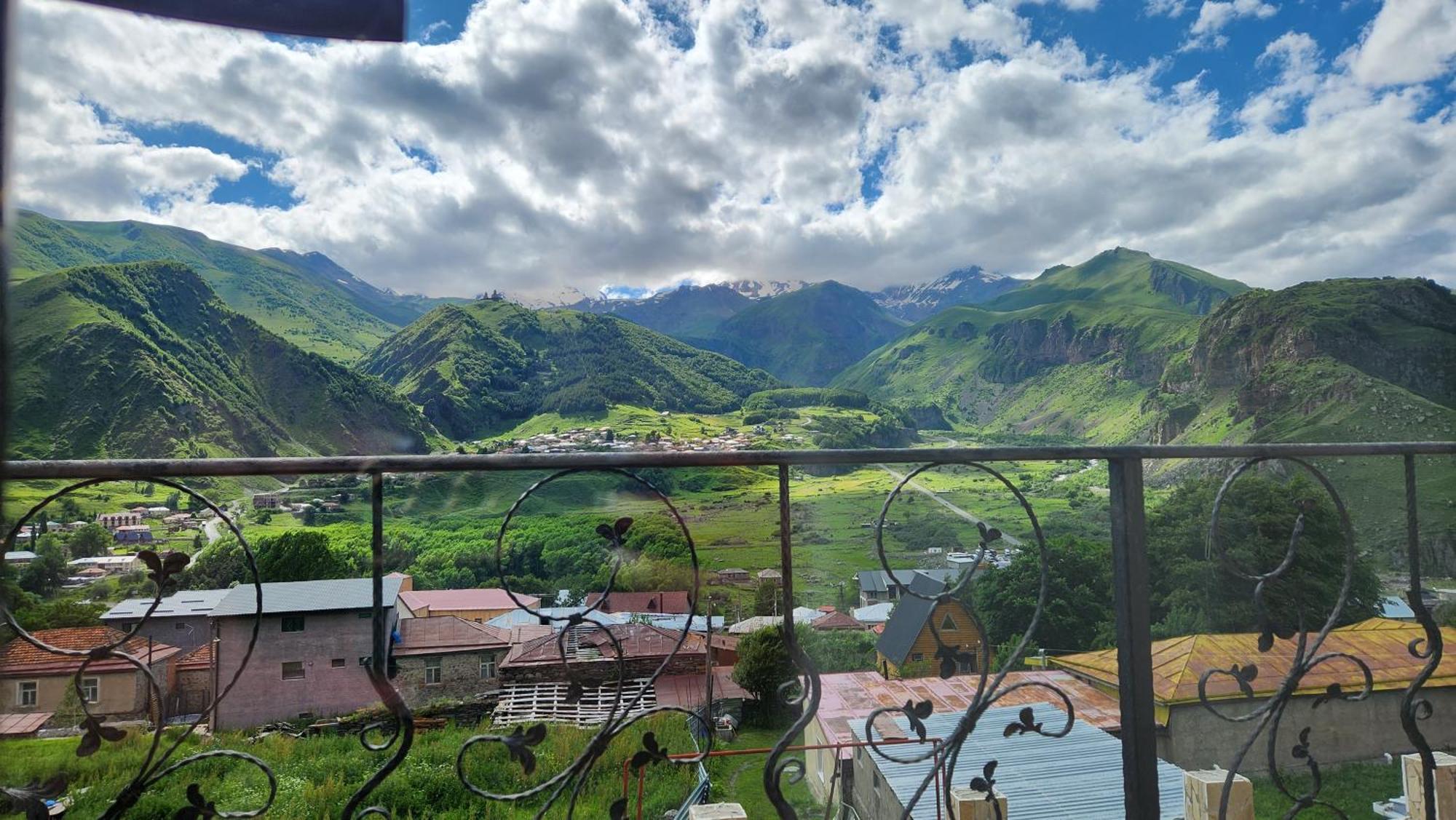 Hotel Toliketi Kazbegi Ngoại thất bức ảnh