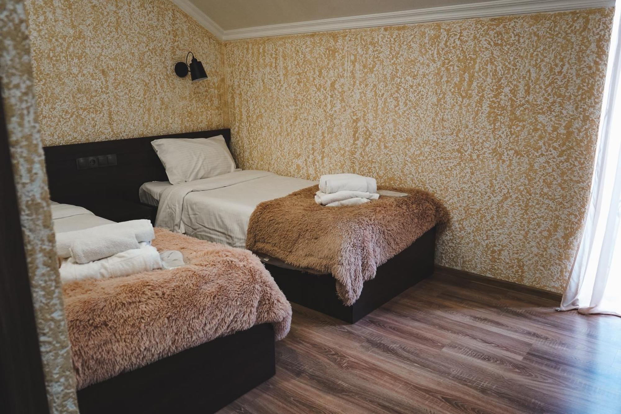 Hotel Toliketi Kazbegi Ngoại thất bức ảnh