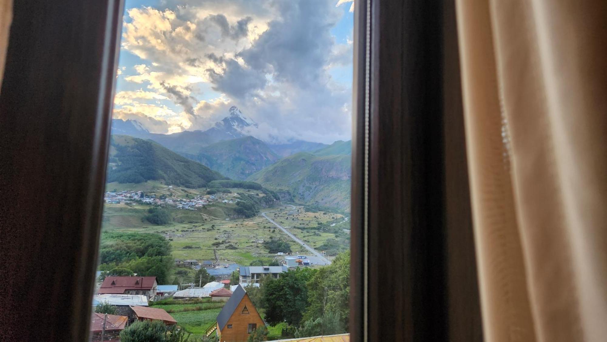 Hotel Toliketi Kazbegi Phòng bức ảnh