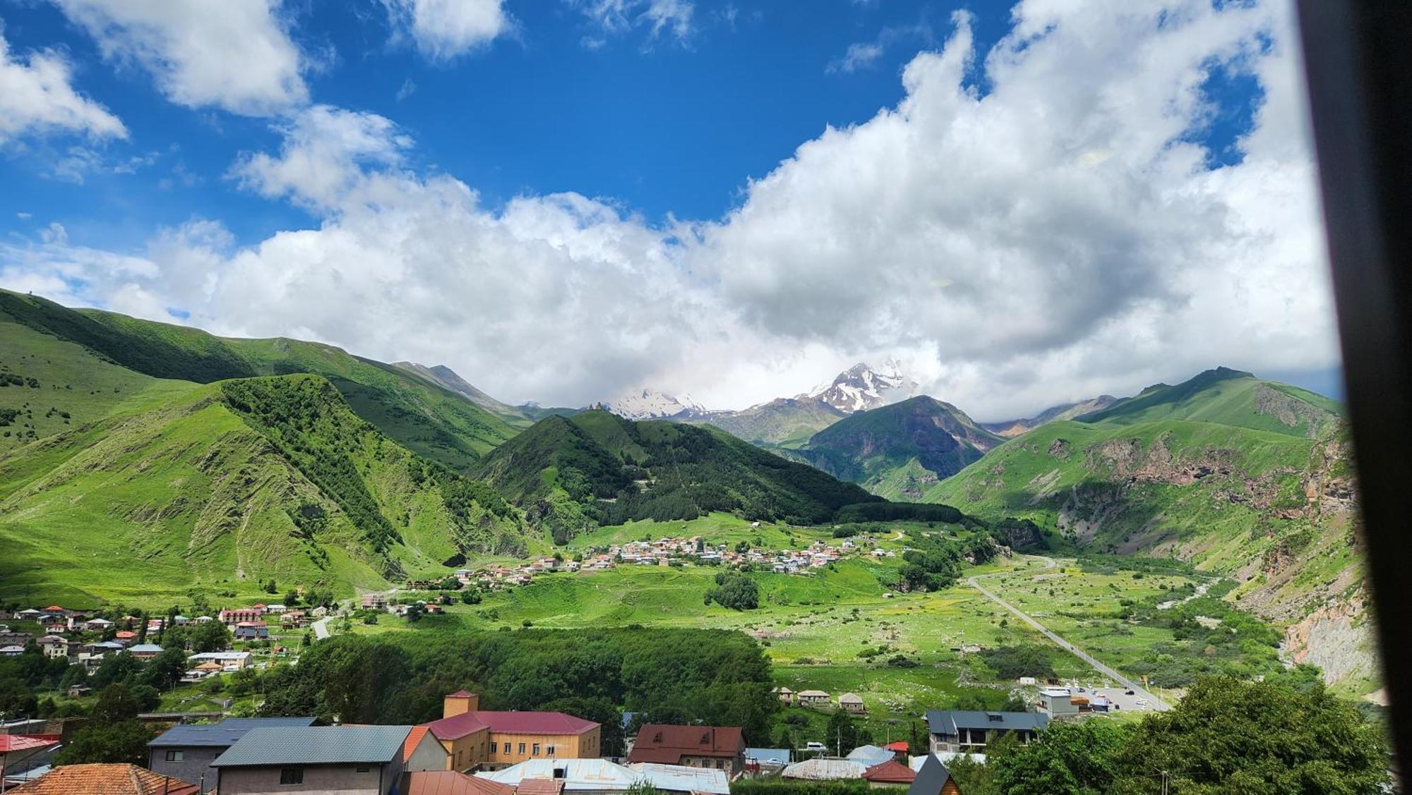 Hotel Toliketi Kazbegi Phòng bức ảnh