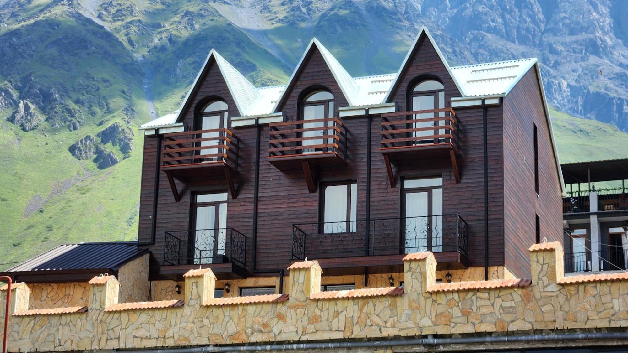 Hotel Toliketi Kazbegi Ngoại thất bức ảnh